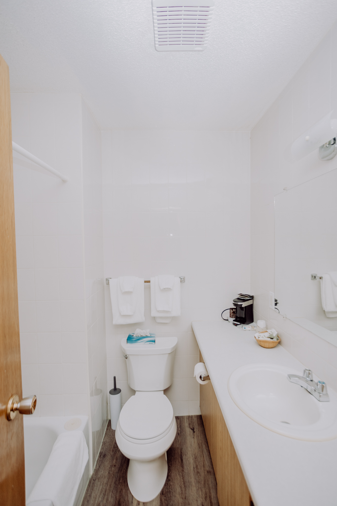 Eagle's Nest 306 bath