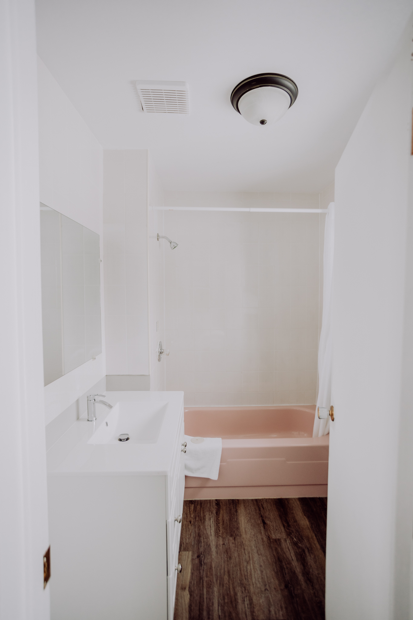 Eagle's Nest 307 bath