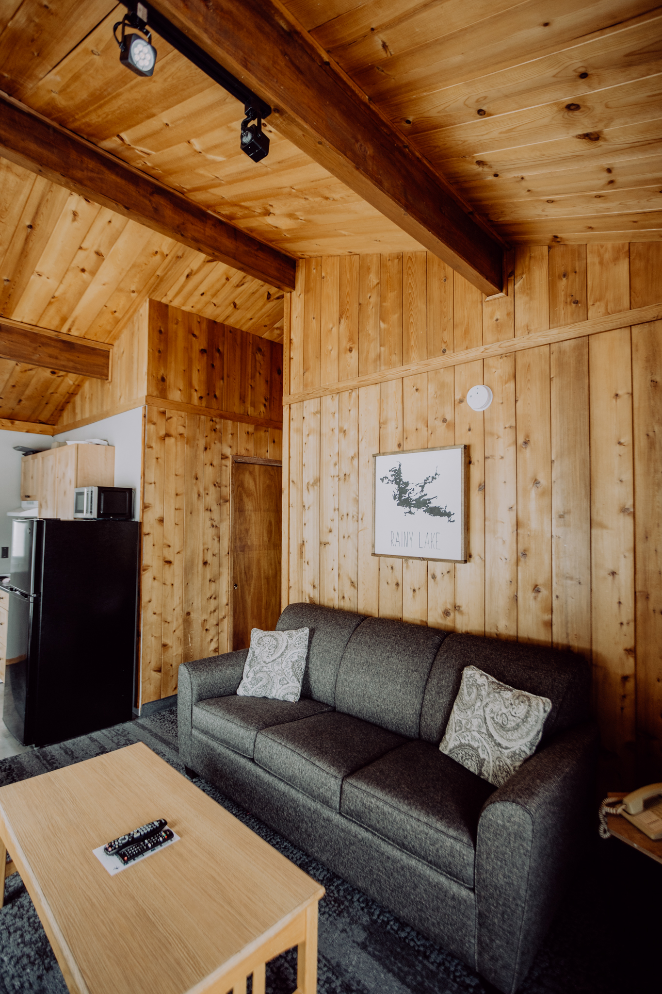 Knotty Pine Cabin 301 living